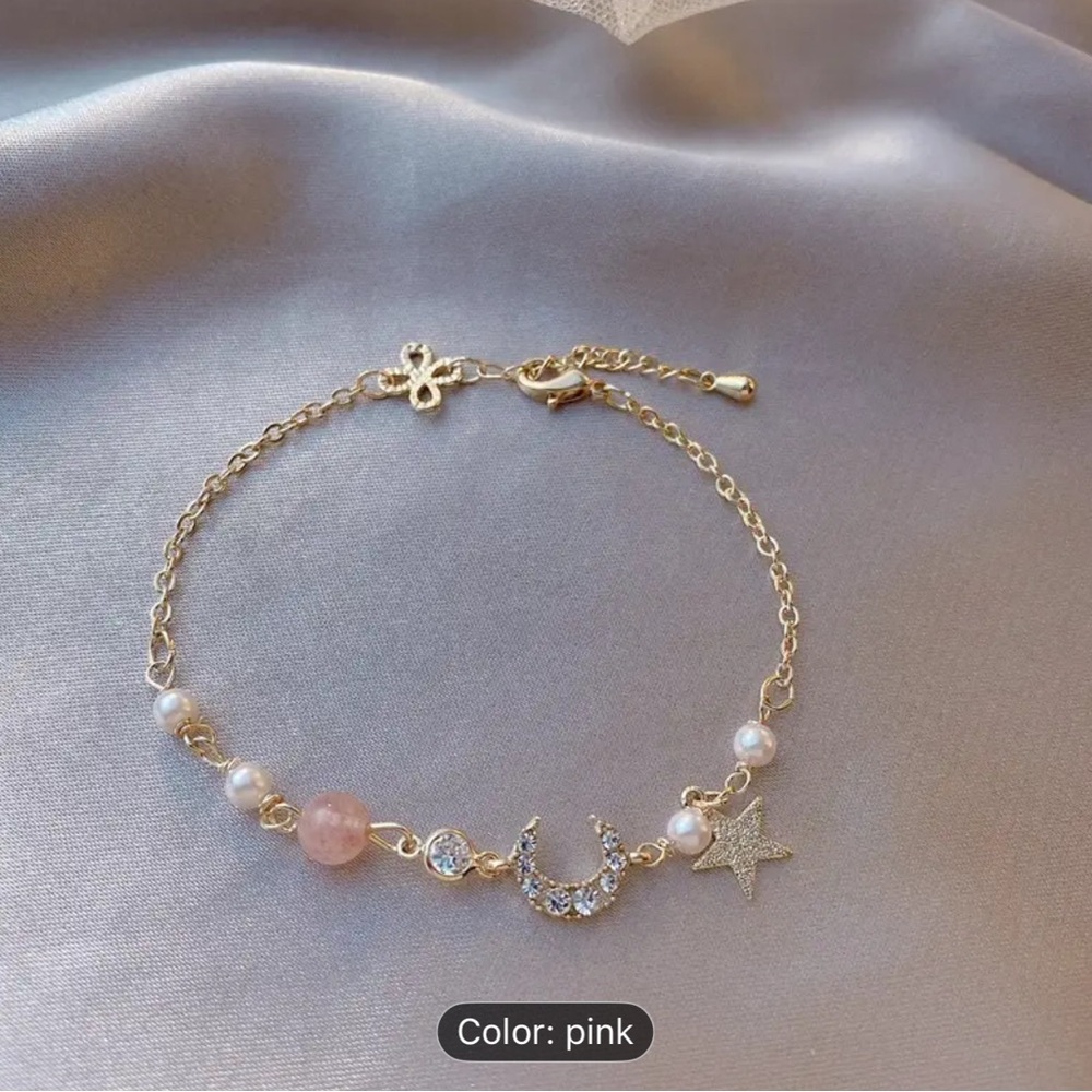 ✨🌙Elegant Gold and Pink Bracelet with Moon and Star Charms